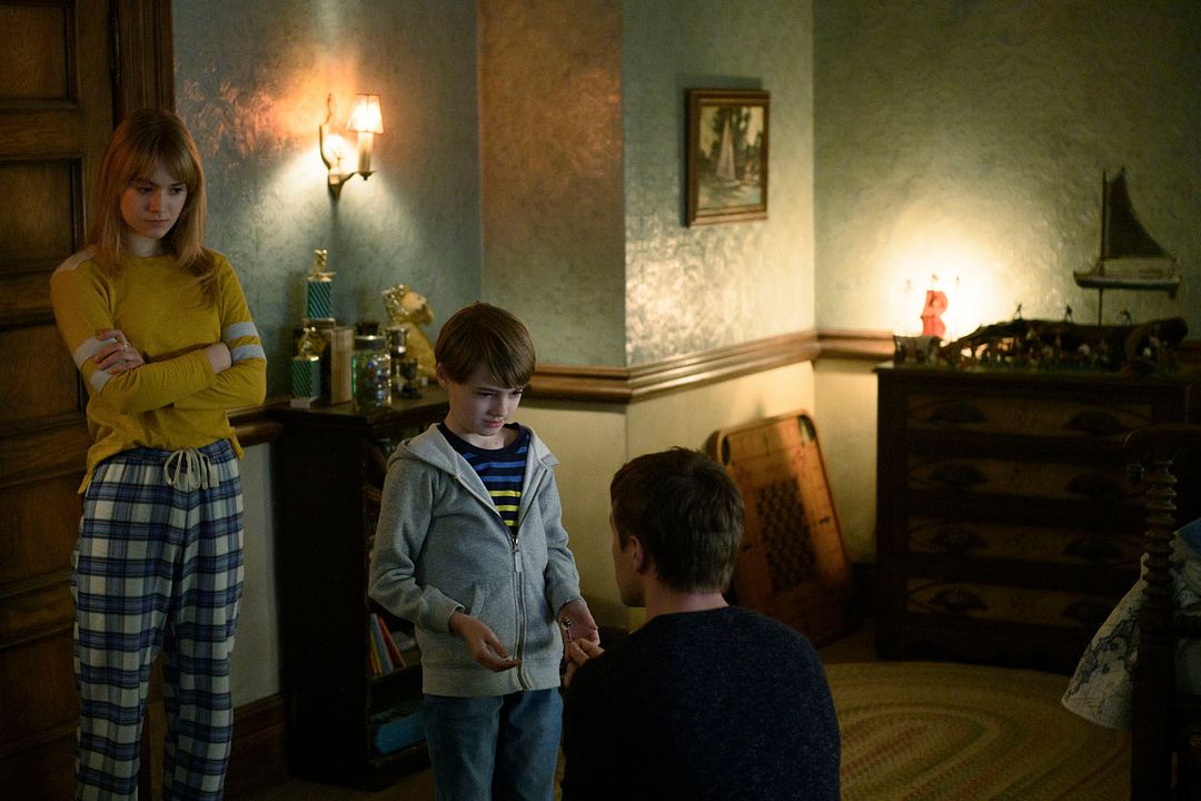 Locke & Key : Foto Emilia Jones