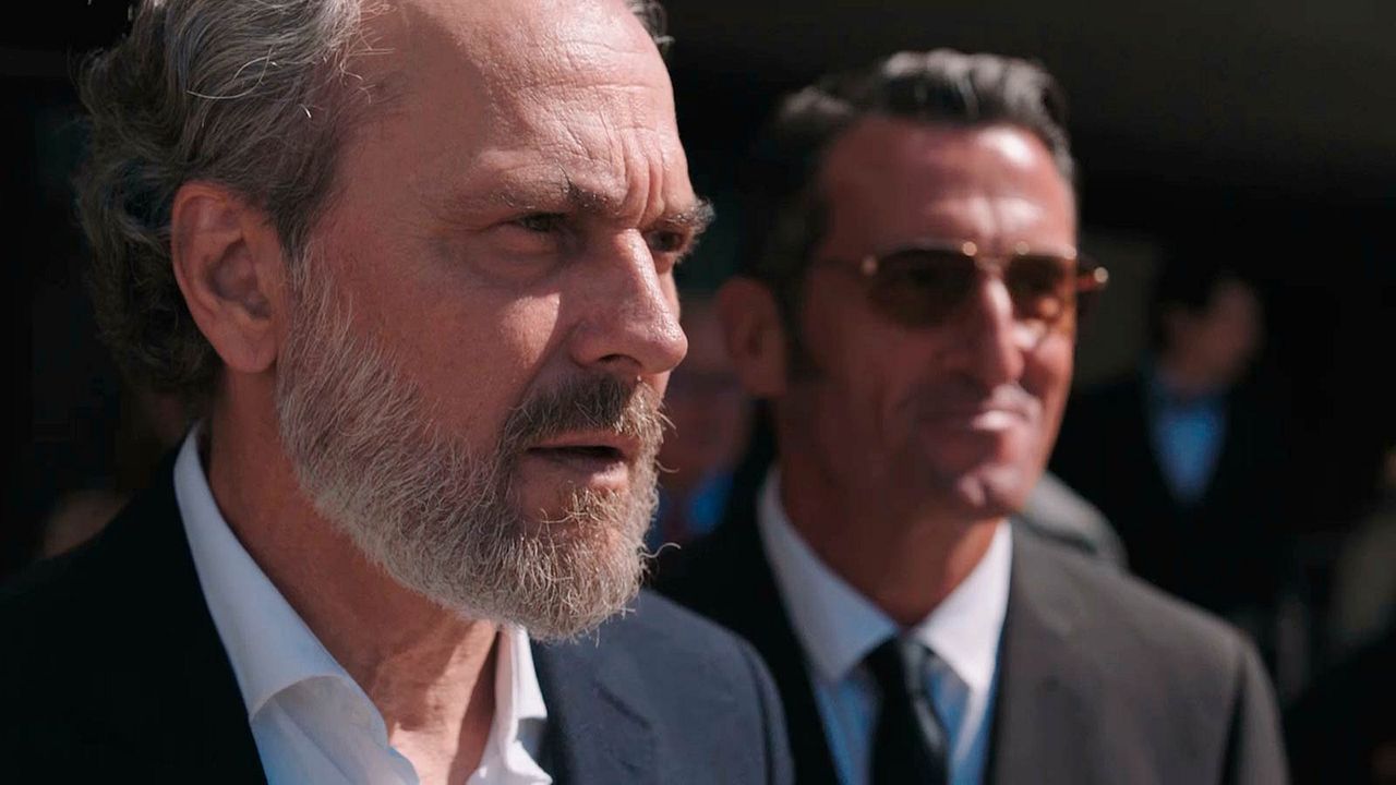 Vivir sin permiso : Cobertura de revista José Coronado, Luis Zahera