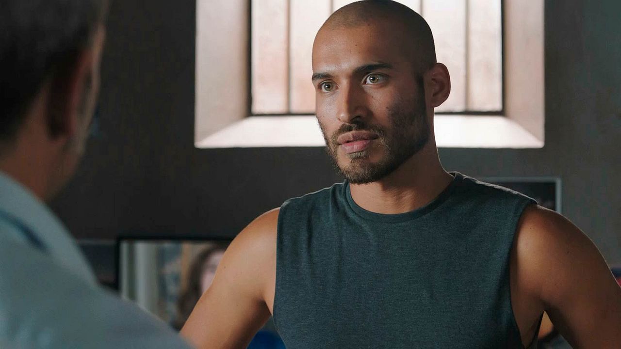 Vivir sin permiso : Cobertura de revista Edgar Vittorino