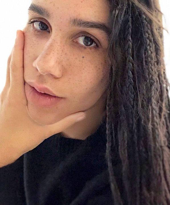 Póster Garrett Bradley