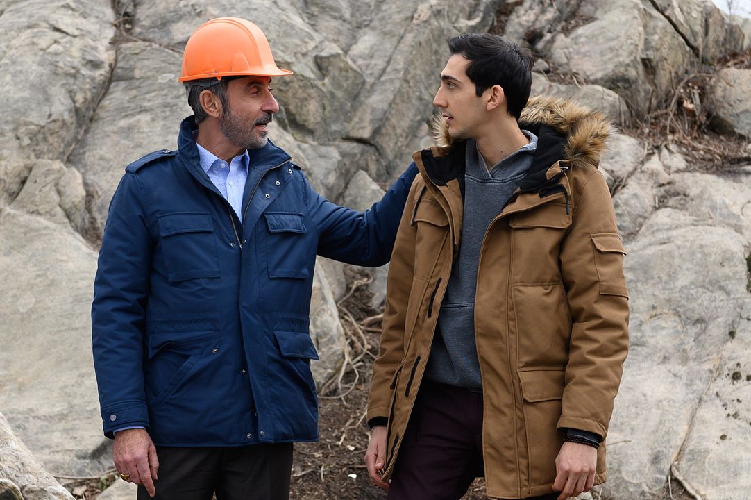 Little America : Foto Shaun Toub