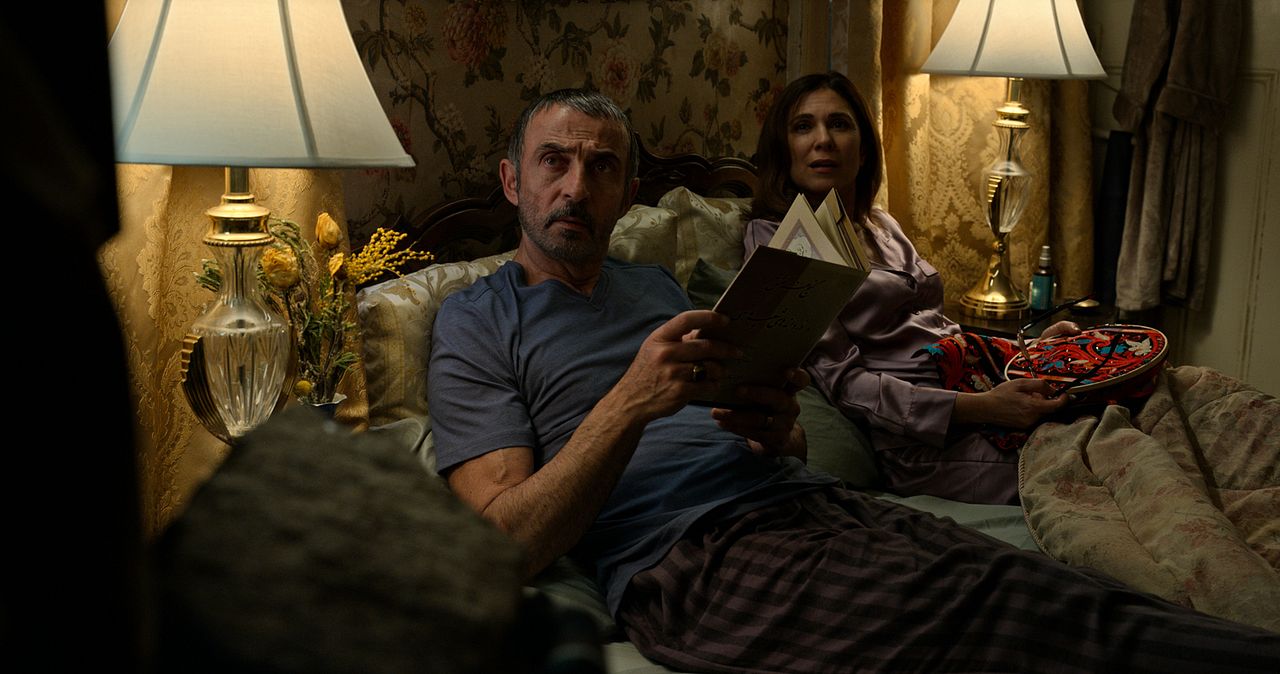 Little America : Foto Shaun Toub