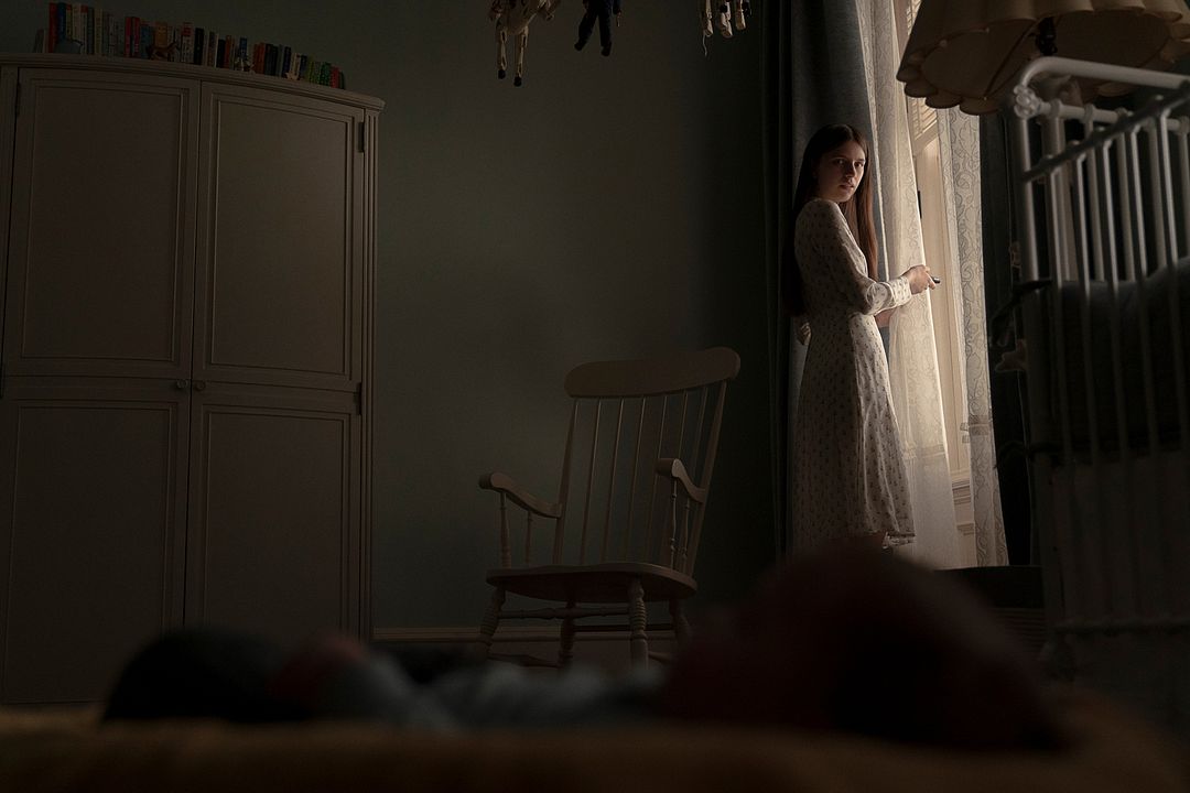 Servant : Foto Nell Tiger Free