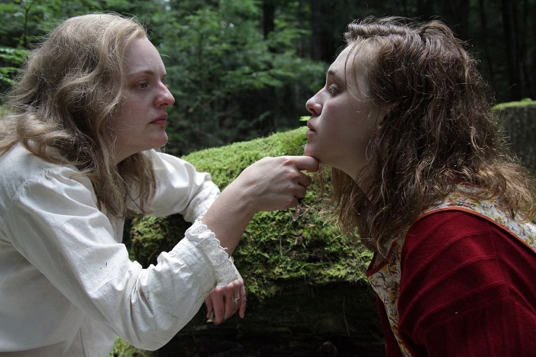 Shirley : Foto Elisabeth Moss, Odessa Young