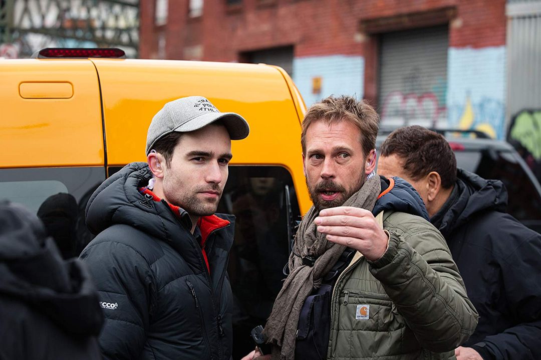 The Roads Not Taken : Foto