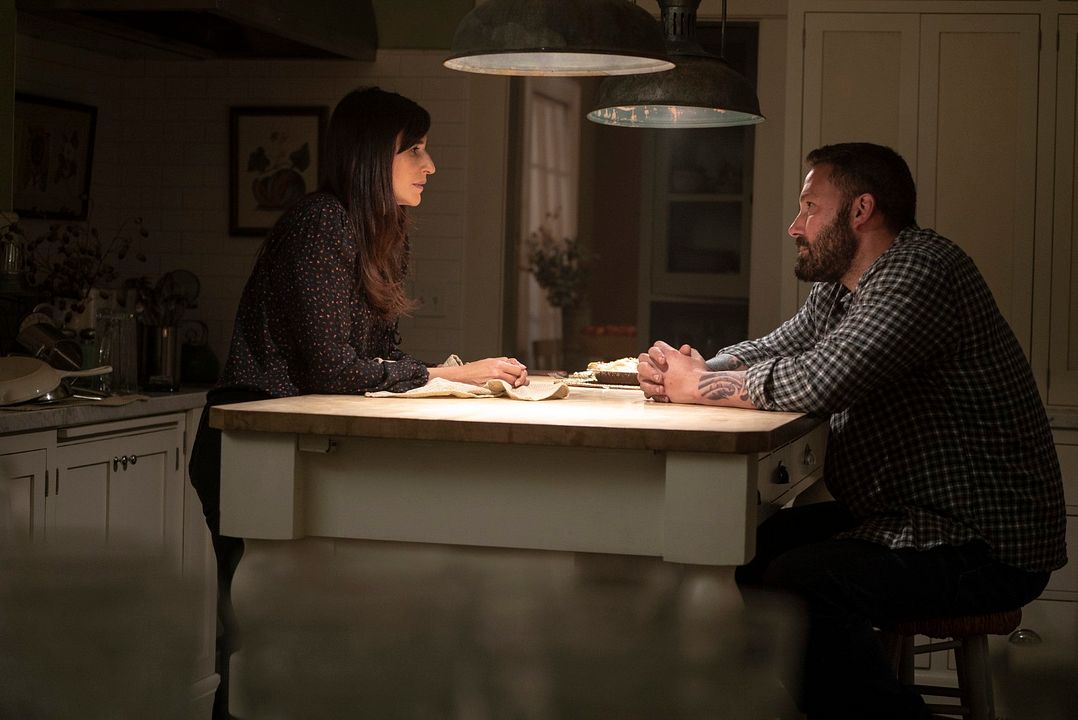 El camino de regreso : Foto Michaela Watkins, Ben Affleck