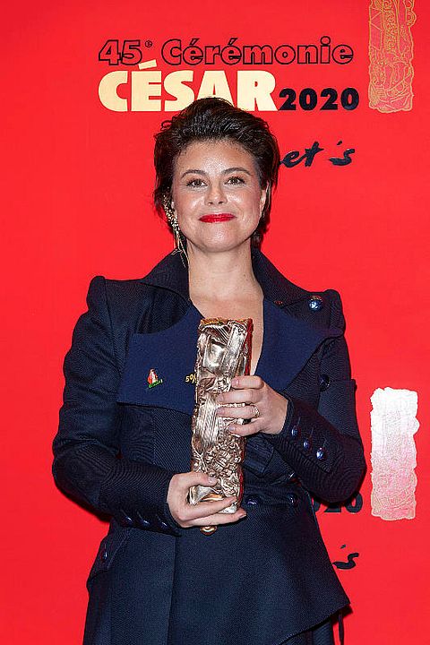 Cobertura de revista Mounia Meddour