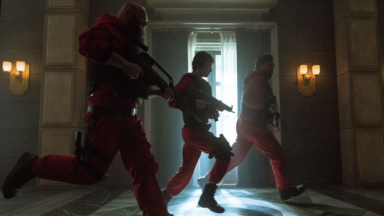 Foto Hovik Keuchkerian, Úrsula Corberó, Darko Perić