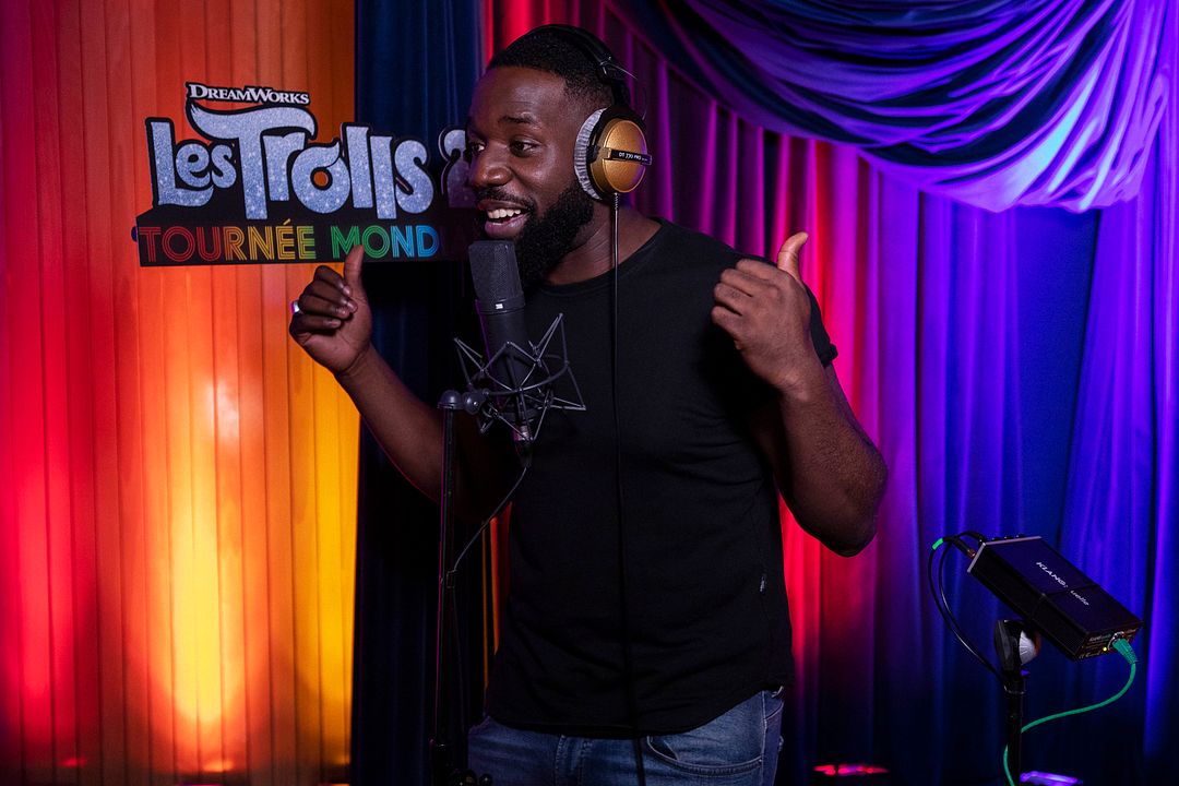 Trolls 2: Gira mundial : Cobertura de revista