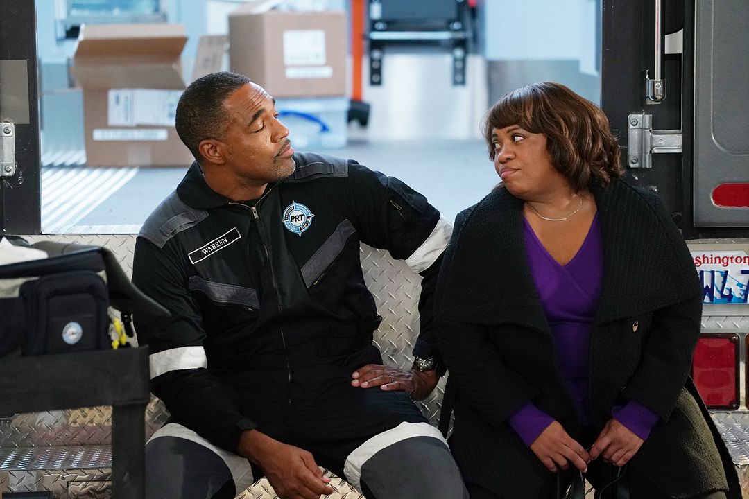 Estación 19 : Foto Jason George (II), Chandra Wilson