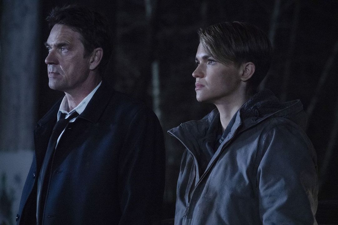 Batwoman : Foto Dougray Scott, Ruby Rose