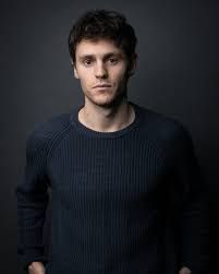 Póster Charlie Vickers