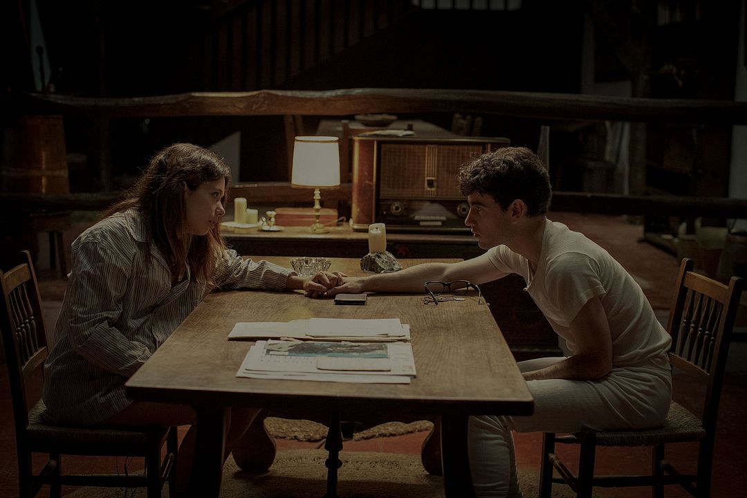 La línea invisible : Foto Anna Castillo, Àlex Monner