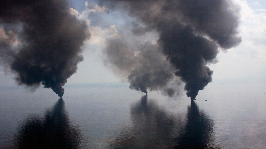 The Cost Of Silence : Foto