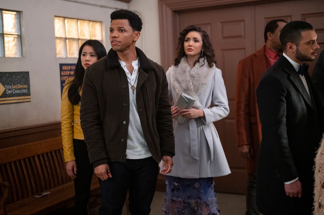 Nancy Drew : Foto Leah Lewis, Tunji Kasim