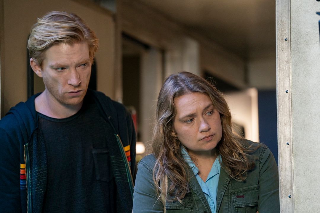 Foto Domhnall Gleeson, Merritt Wever