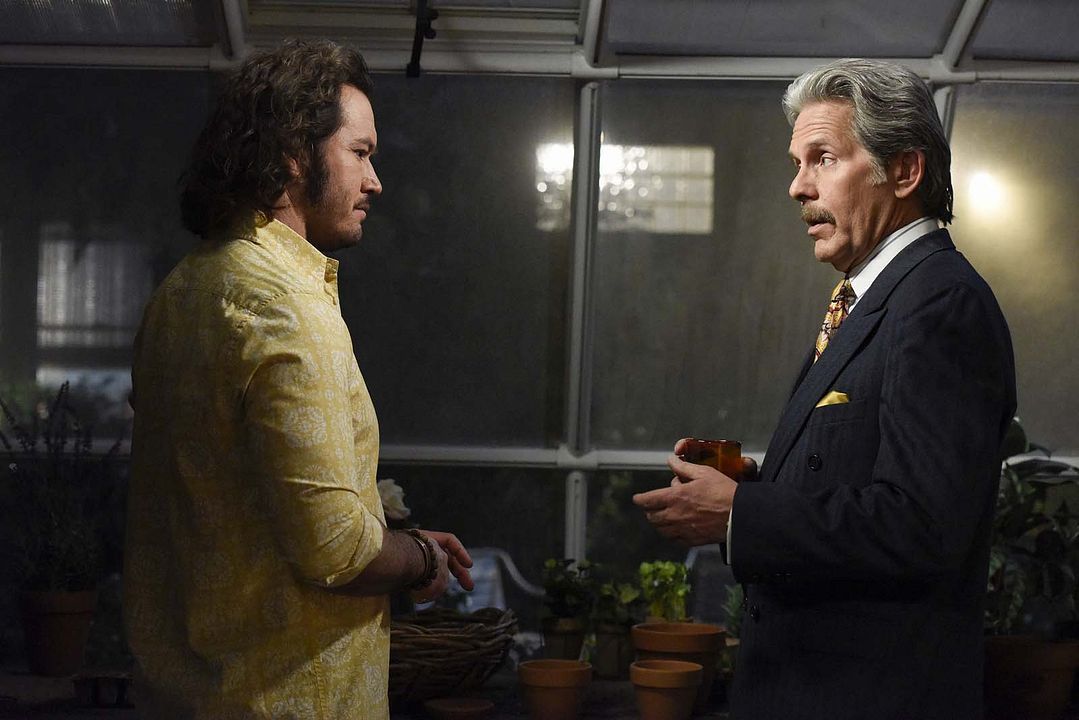 Mixed-ish : Foto Gary Cole, Mark-Paul Gosselaar