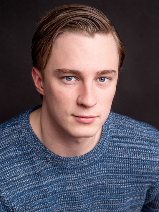 Póster Drew Starkey