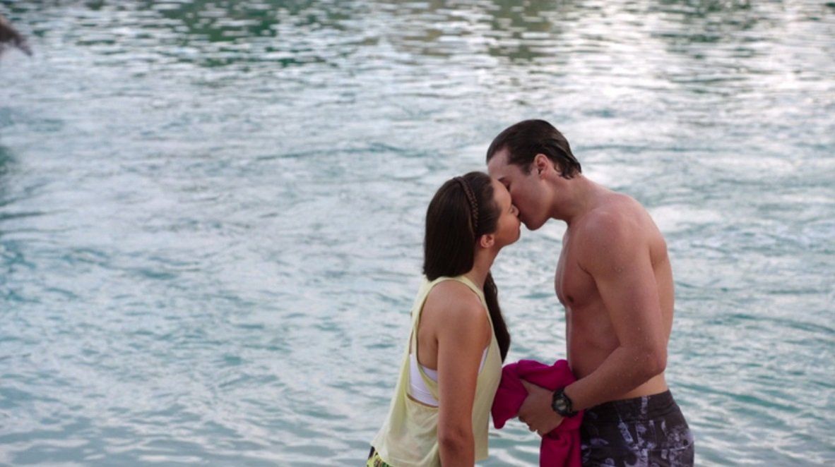 Las sirenas de Mako : Póster