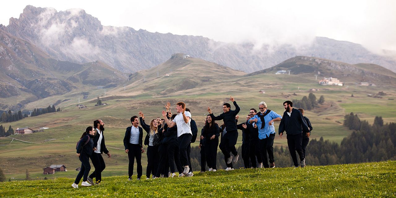 Crescendo - #Makemusicnotwar : Foto