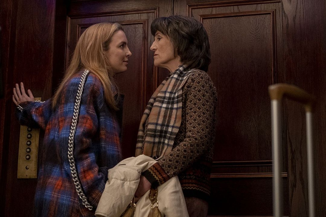 Killing Eve : Foto Harriet Walter, Jodie Comer