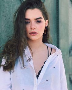 Póster Macarena García (II)