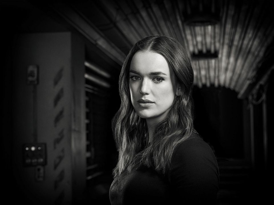 Foto Elizabeth Henstridge