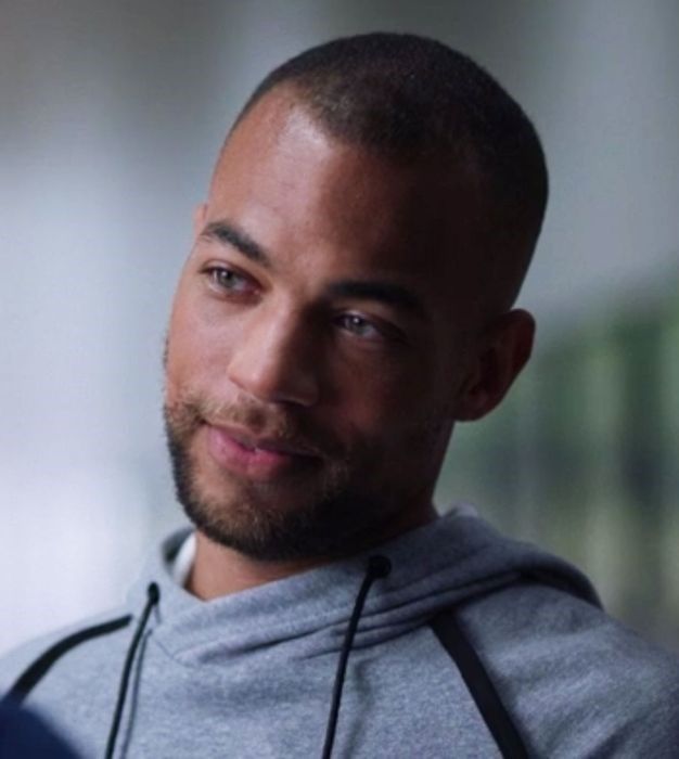 Póster Kendrick Sampson