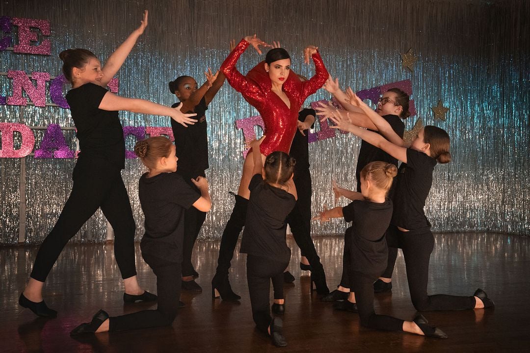 Feel the Beat : Foto Sofia Carson, Lidya Jewett, Carina Battrick