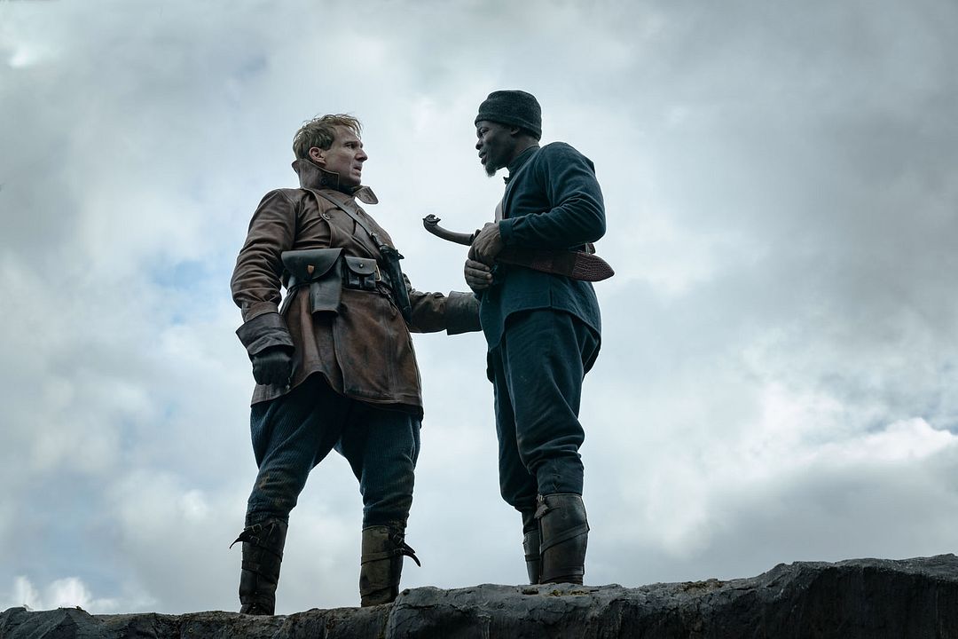King's Man: El origen : Foto Ralph Fiennes, Djimon Hounsou