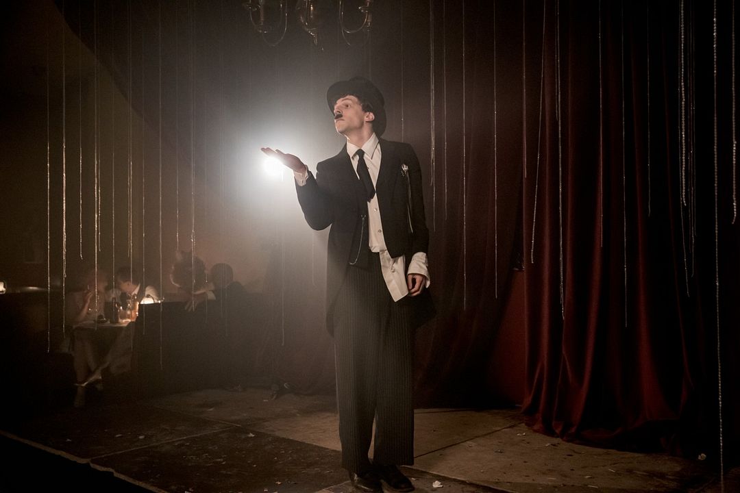 Resistance : Foto Jesse Eisenberg