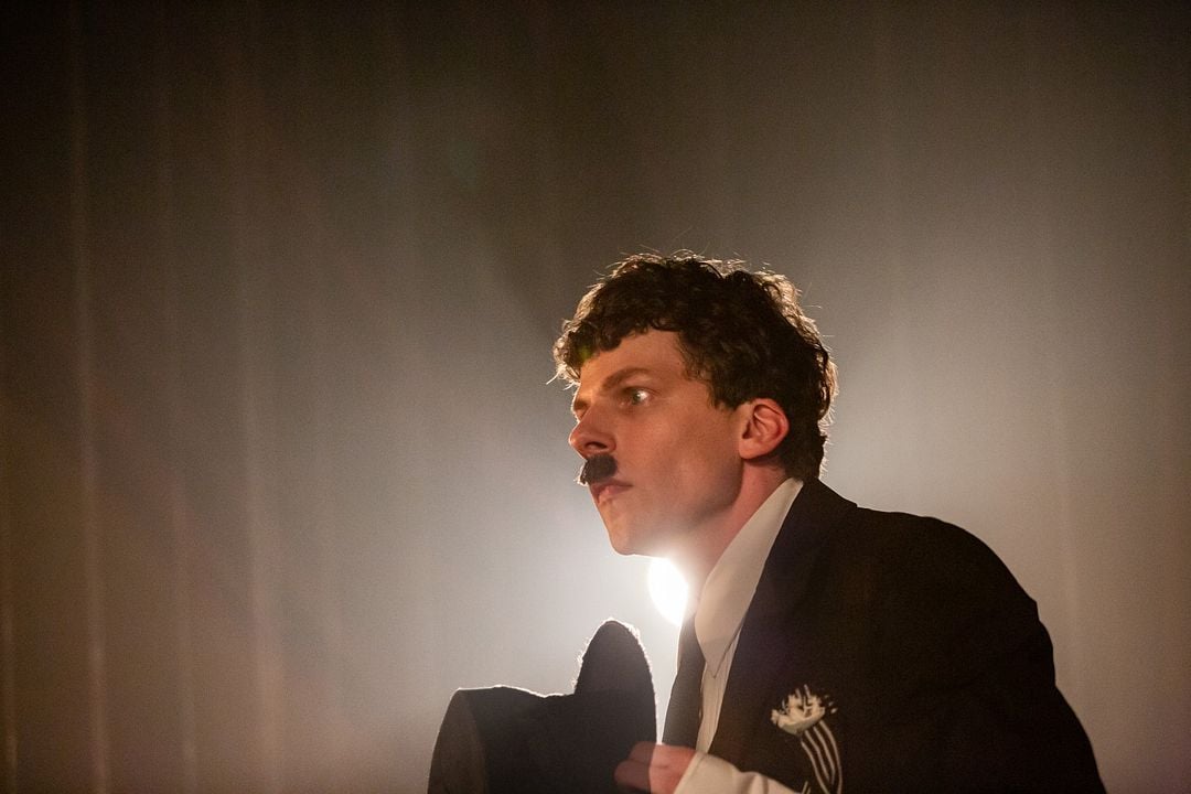 Resistance : Foto Jesse Eisenberg