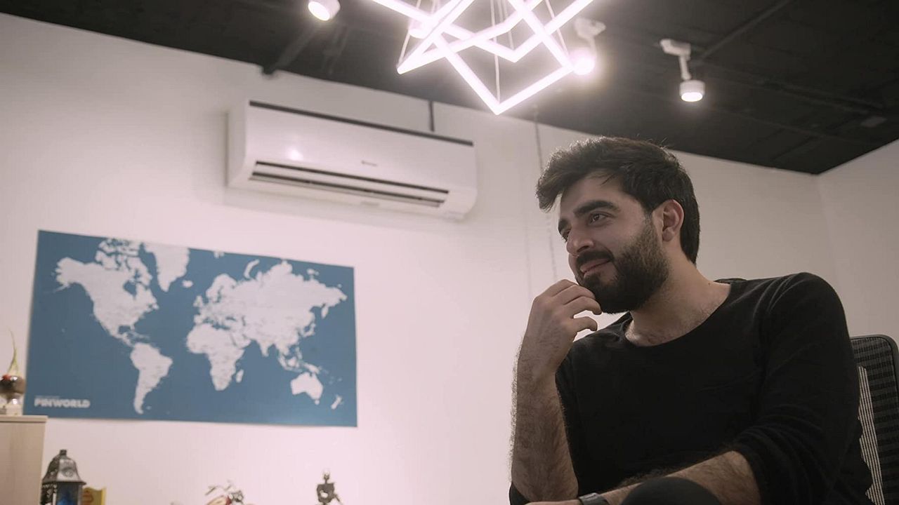 El peligroso mundo de la comedia con Larry Charles : Póster