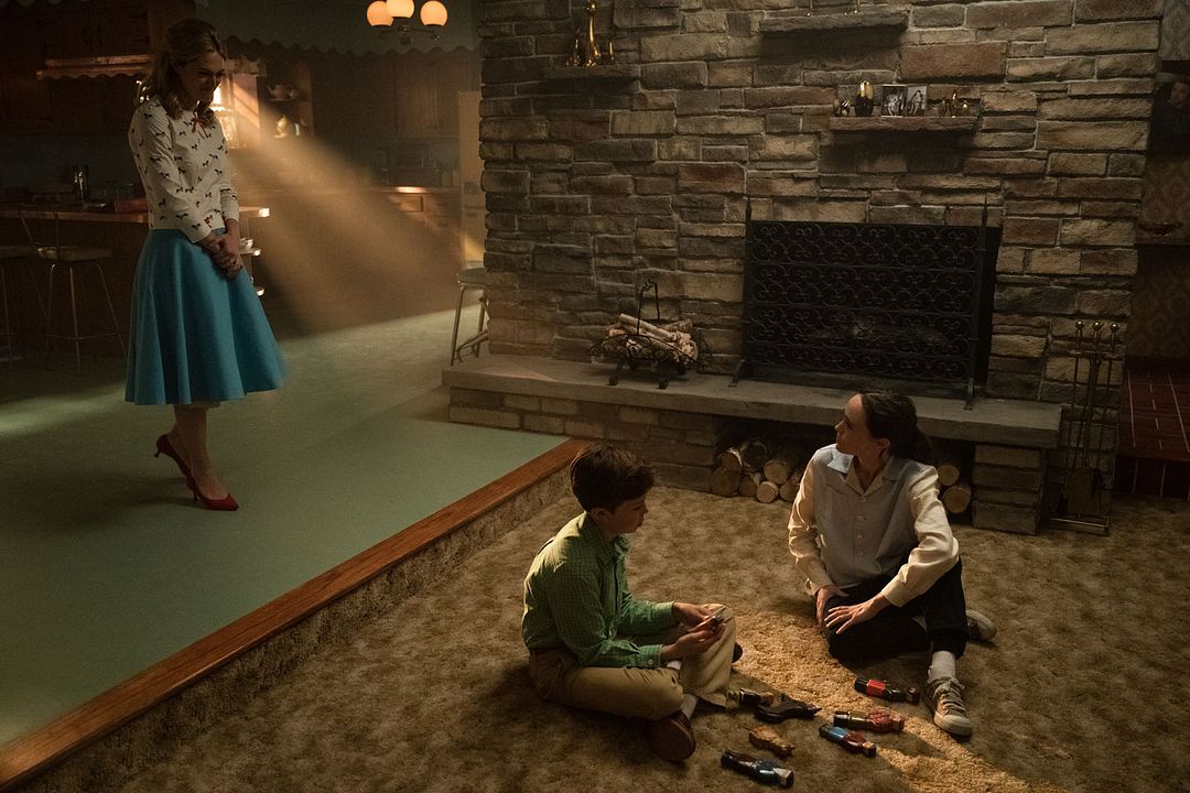 The Umbrella Academy : Foto Marin Ireland, Elliot Page