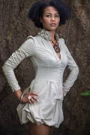 Póster Indira Andrewin