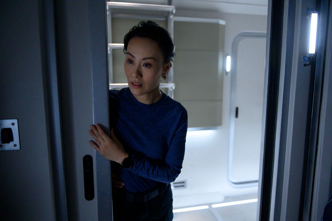 Away : Foto Vivian Wu