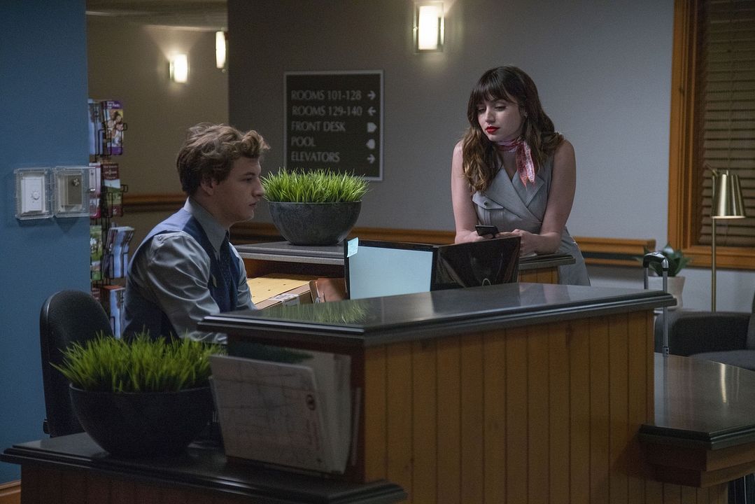 El empleado nocturno : Foto Ana de Armas, Tye Sheridan