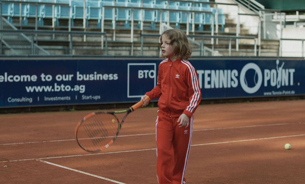 I Was at Home, But : Foto Maren Eggert