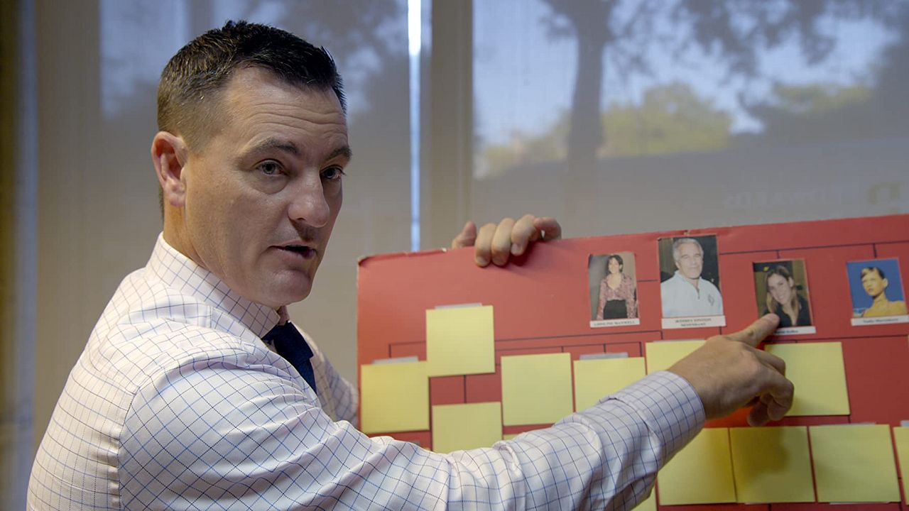 Jeffrey Epstein: Asquerosamente rico : Póster