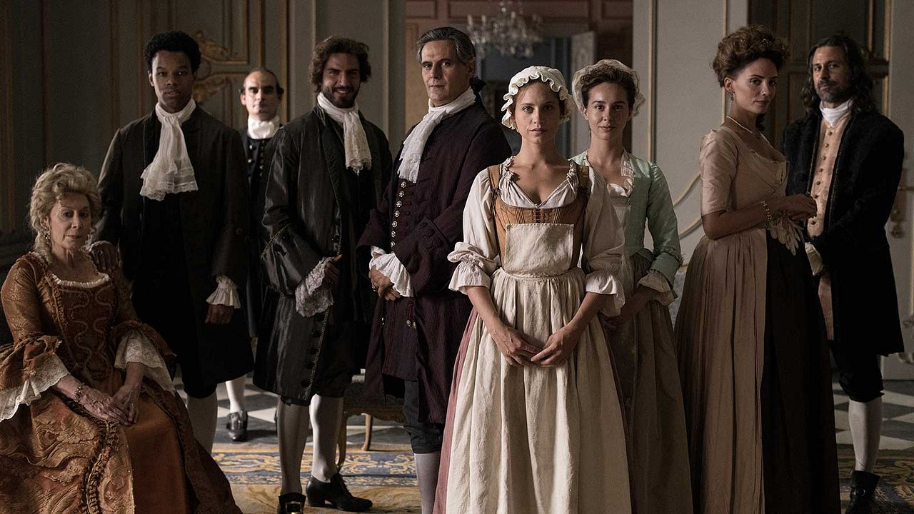 Foto Michelle Jenner, Maxi Iglesias, Paula Usero