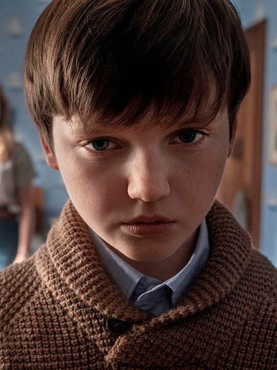 Póster Benjamin Evan Ainsworth