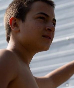 Póster Adrián Rossi