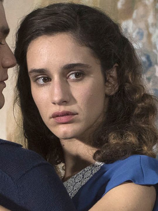 Póster Valentina Bellè