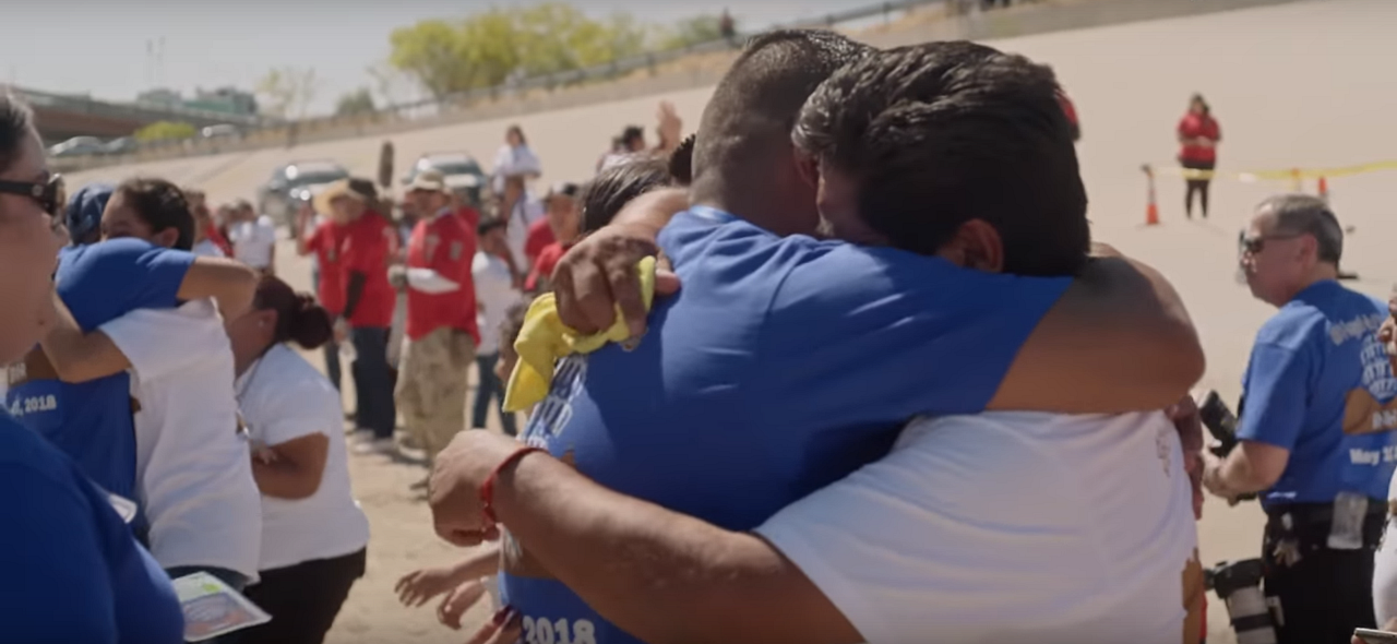 Un abrazo de 3 minutos : Foto