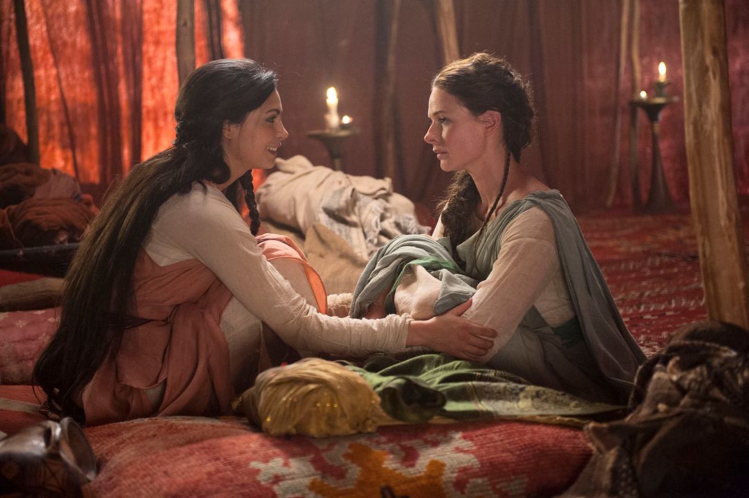 Foto Morena Baccarin, Rebecca Ferguson