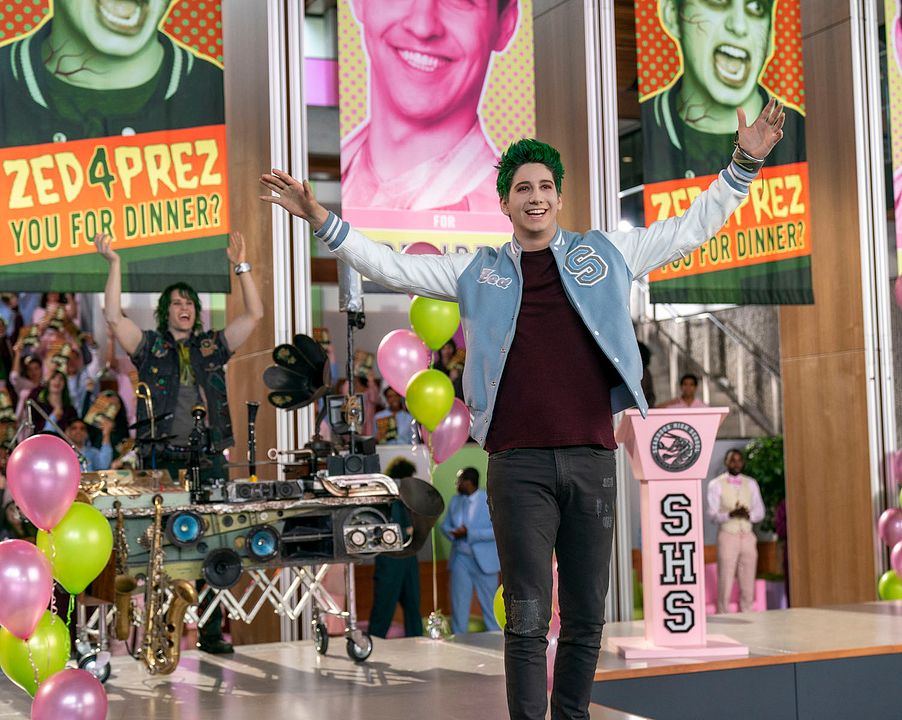 Z-O-M-B-I-E-S 2 : Foto Milo Manheim