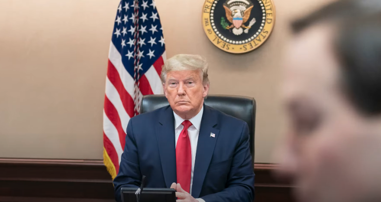 Totally Under Control : Foto