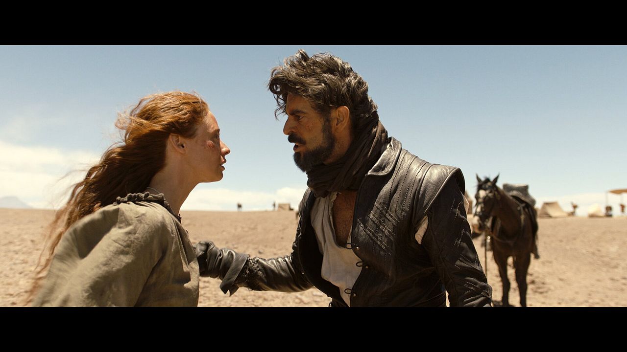 Inés del alma mía : Foto Eduardo Noriega, Elena Rivera