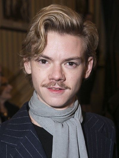 Póster Thomas Brodie-Sangster