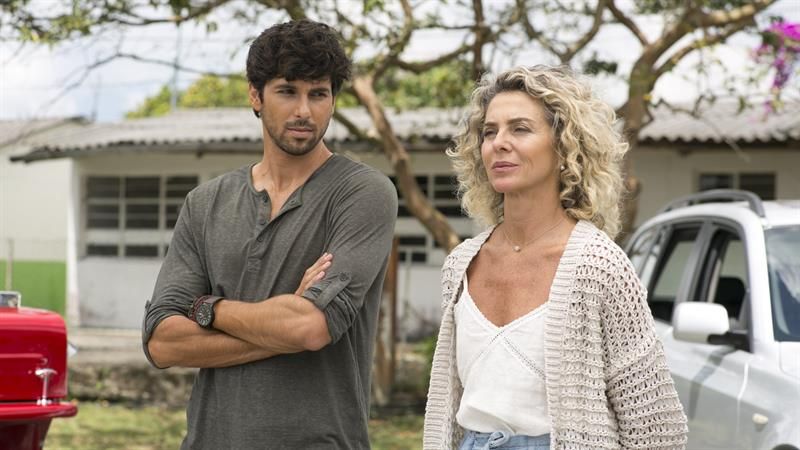 Jugar con fuego : Foto